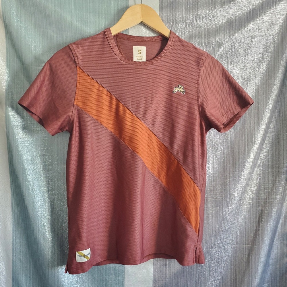 Tracksmith Womens Van Cortlandt Tee Wine Ochre 2:09 Mesh Running Shirt Small
